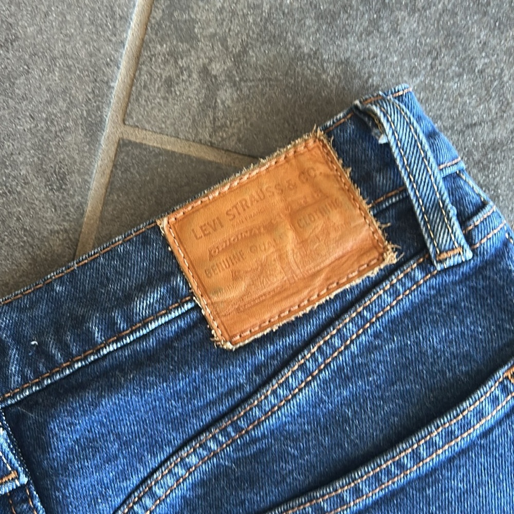 Levi’s Ribcage Straight Jean - Picture 4 of 6